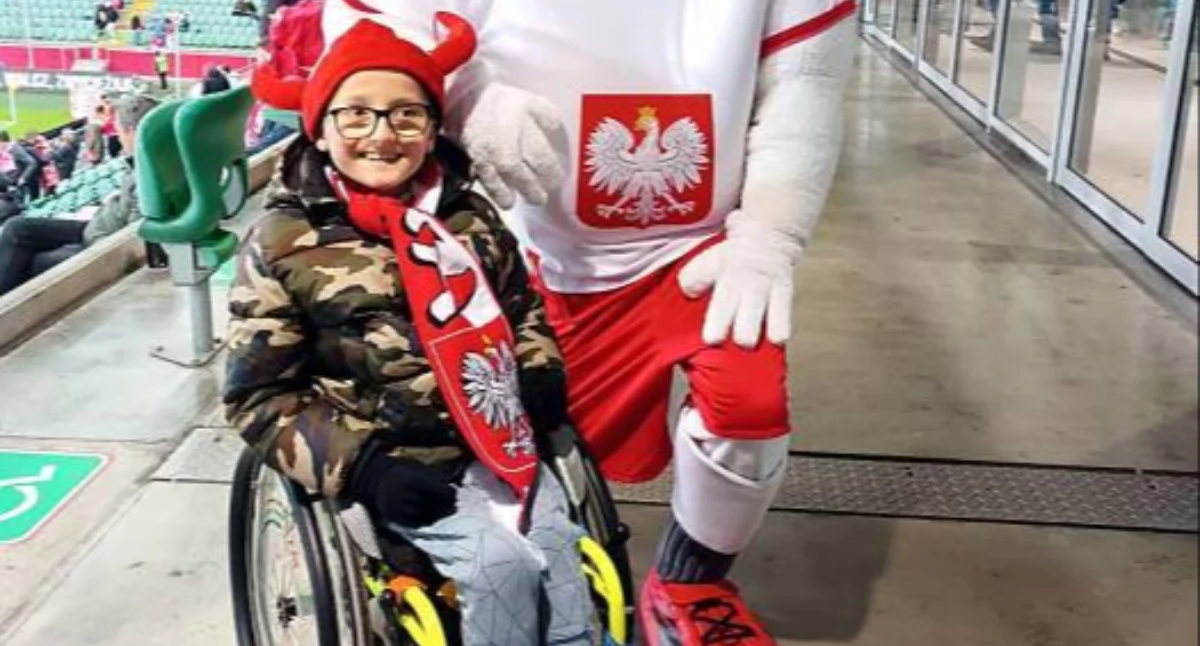 Pomagamy, letni Julian walczy sprawność Możesz pomóc przekazując podatku - zdjęcie, fotografia