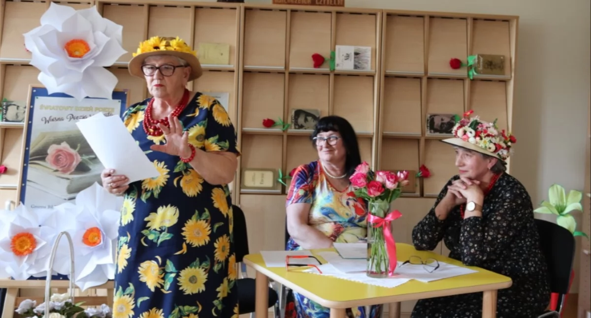 Wydarzenia, Wieczór poezji Gadce Wiosna poezją rozkwita - zdjęcie, fotografia
