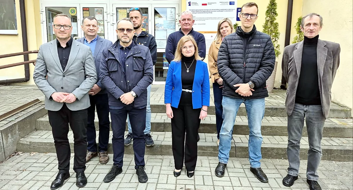 Materiały promocyjne, Stykowie Lubieni gotowe termomodernizację - zdjęcie, fotografia