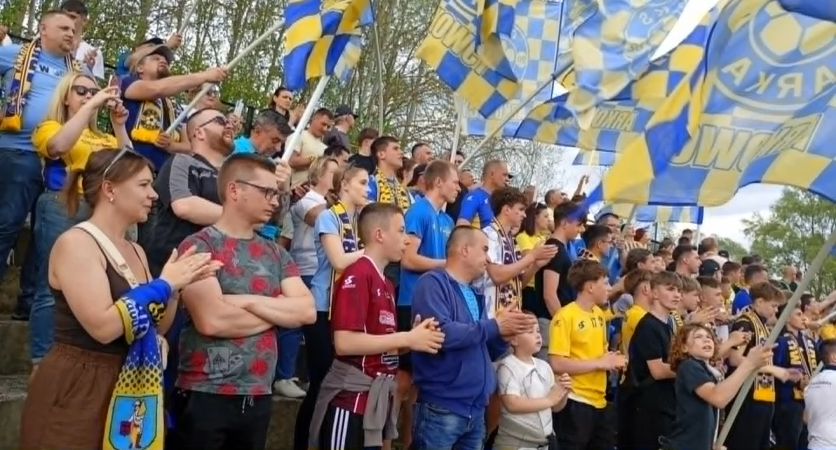Kibice Arki to 13 zawodnik naszej drużyny.