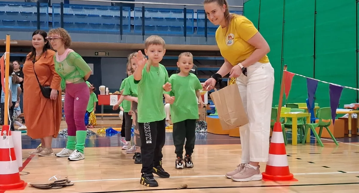 Ekologia, Festyn Zdrowo Sportowo Rywalizacja pełna radości przedszkolaków - zdjęcie, fotografia