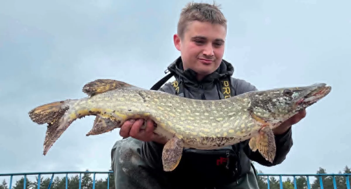 Wędkarstwo, Mistrza spinningu Starachowicach Damian Majcher gruba - zdjęcie, fotografia