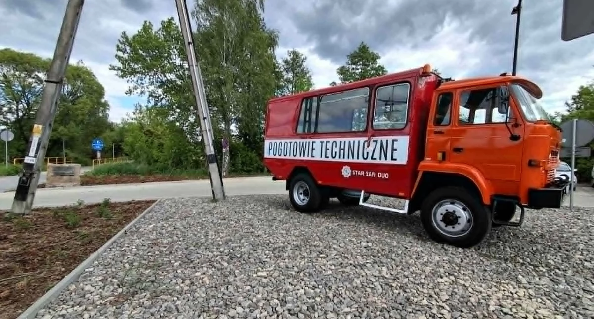 Inwestycje, Pogotowie techniczne ścieżce STARa - zdjęcie, fotografia