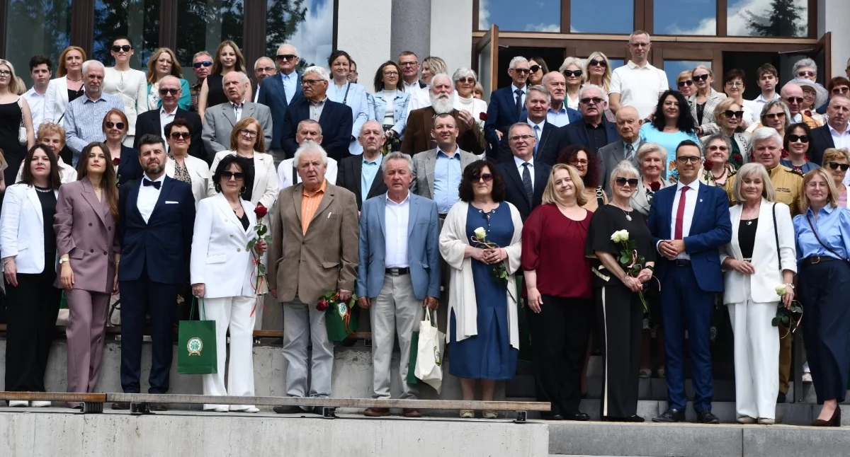 Jubileusze, Szkolnictwo zawodowe Starachowicach okazji Jubileuszu odbyło pożegnanie Grażyny Małeckiej - zdjęcie, fotografia