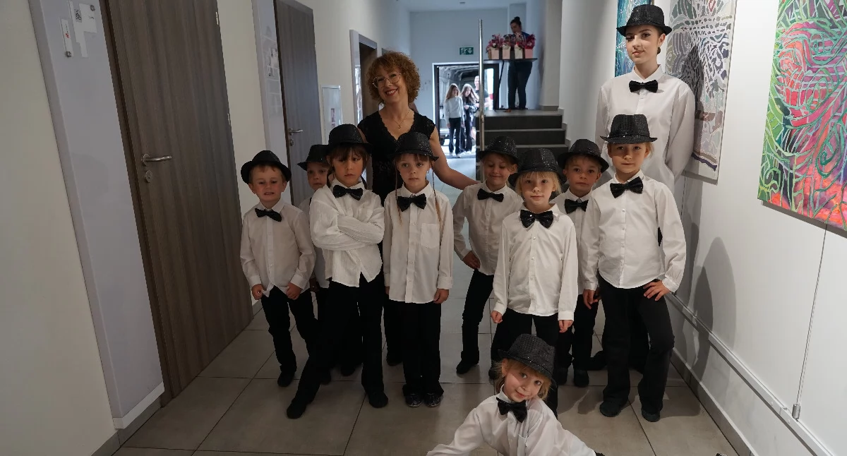 Wydarzenia, Tańczymy MiMem Pożegnanie absolwentek pokaz tanecznych talentów - zdjęcie, fotografia