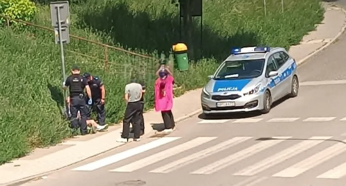 Kronika policyjna, Chciał odpocząć trawniku dostał mandat - zdjęcie, fotografia