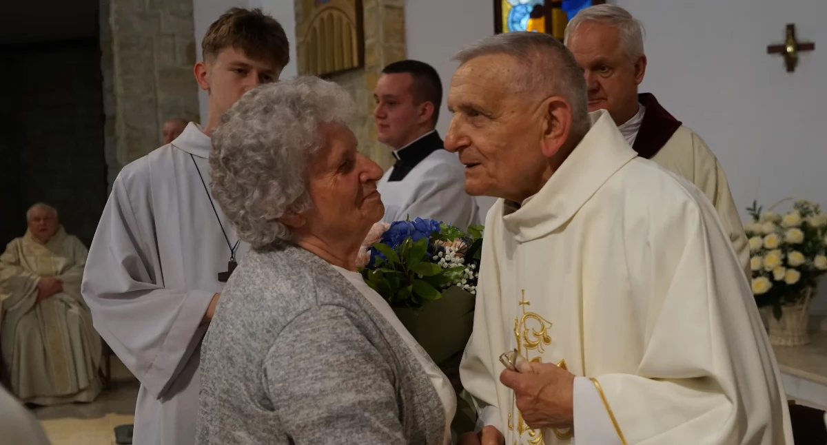 Wydarzenia, Cicho krzyż Jezusem nieść Diamentowy Jubileusz kapłaństwa Aleksandra Sikory - zdjęcie, fotografia