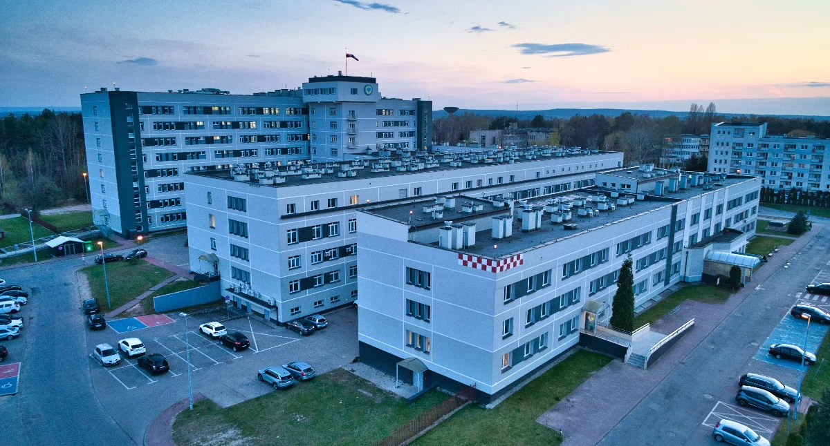 Zdrowie, Starachowicki szpital piątą akredytacją Ministra Zdrowia Pierwsi regionie spełnili standardy - zdjęcie, fotografia