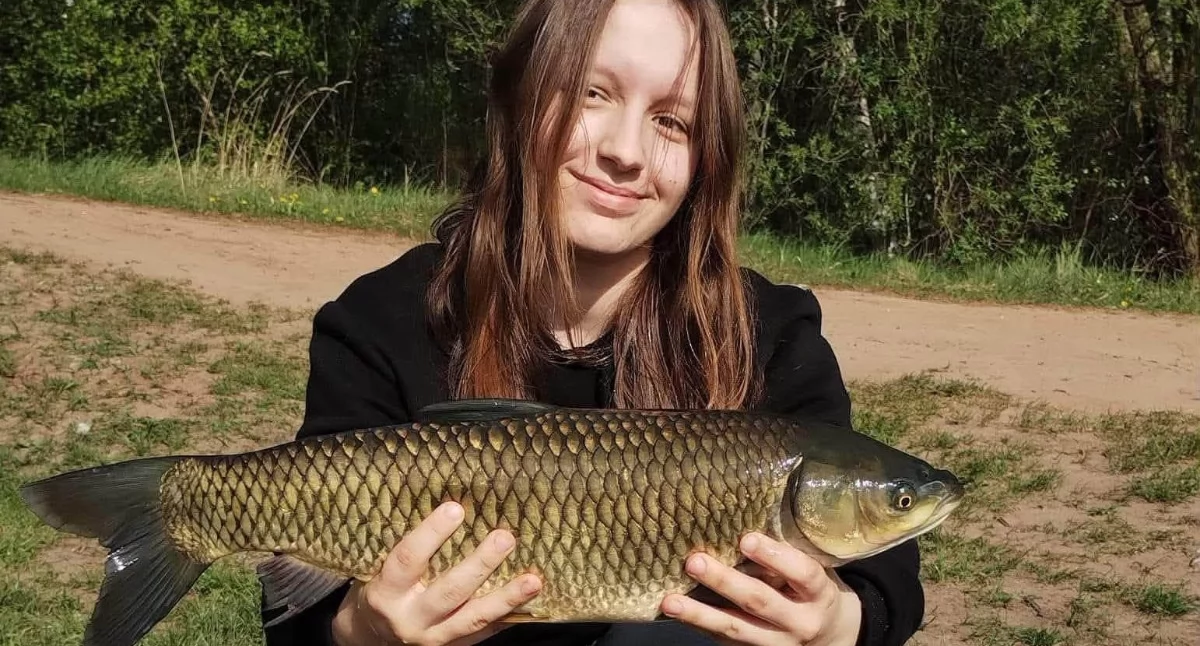 Pasje, Joanna Drzyzga wędkarska nadzieja Starachowic - zdjęcie, fotografia