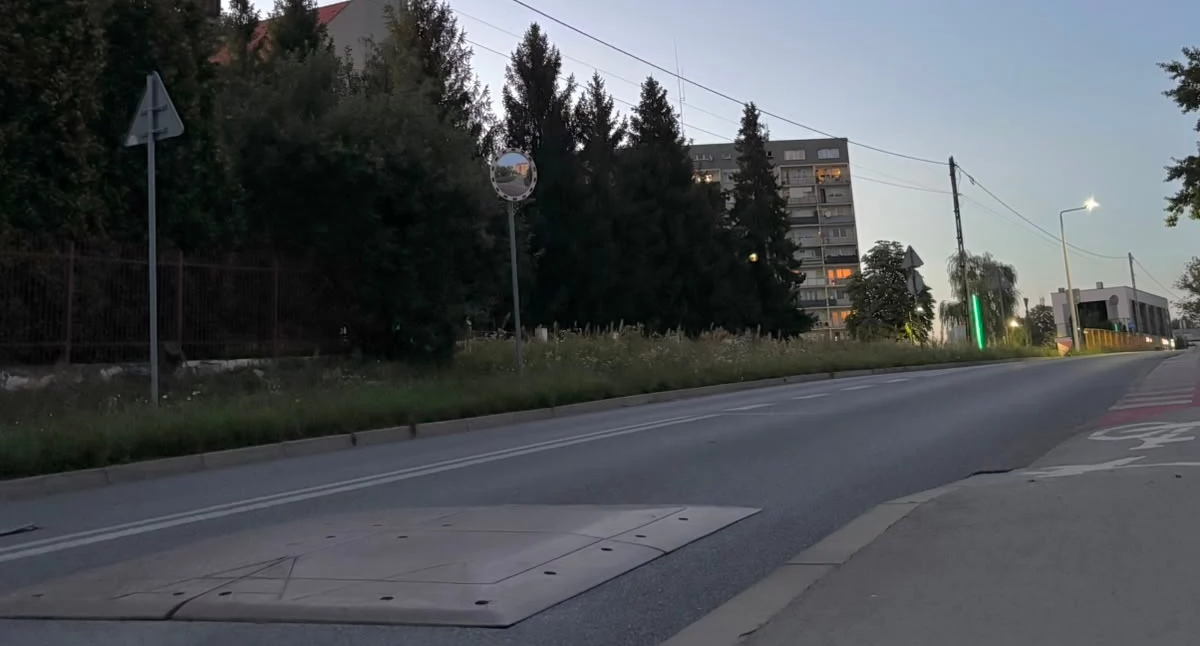 Interwencje, Niskie mają problem Progi tylko zwalniają - zdjęcie, fotografia