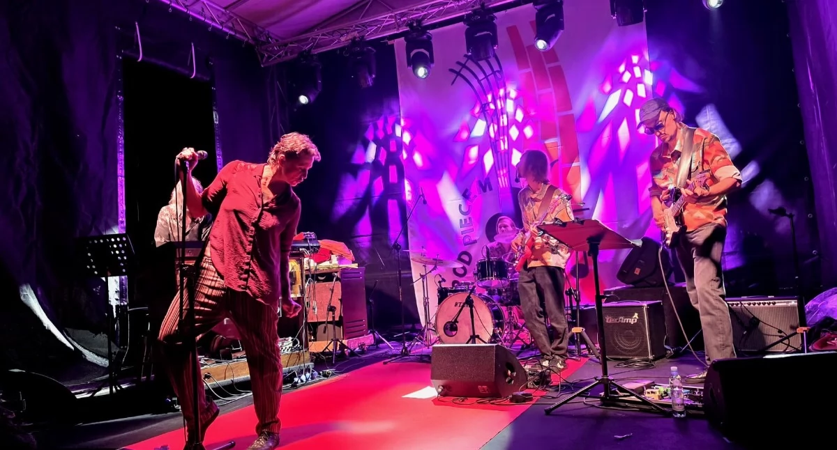 Wydarzenia, Blues Piecem Wielcy nieobecni - zdjęcie, fotografia