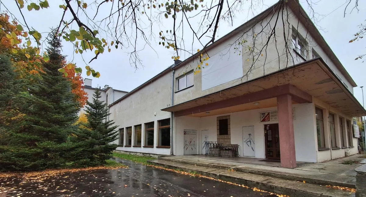 Interwencje, Nauczyciela Starachowicach plany remont budynku Kiedy wiadomo chodzi - zdjęcie, fotografia