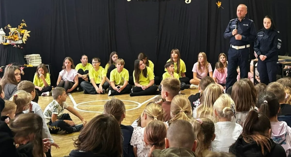 Edukacja, Odblaskowa Szkoła uczą bezpieczeństwa! - zdjęcie, fotografia