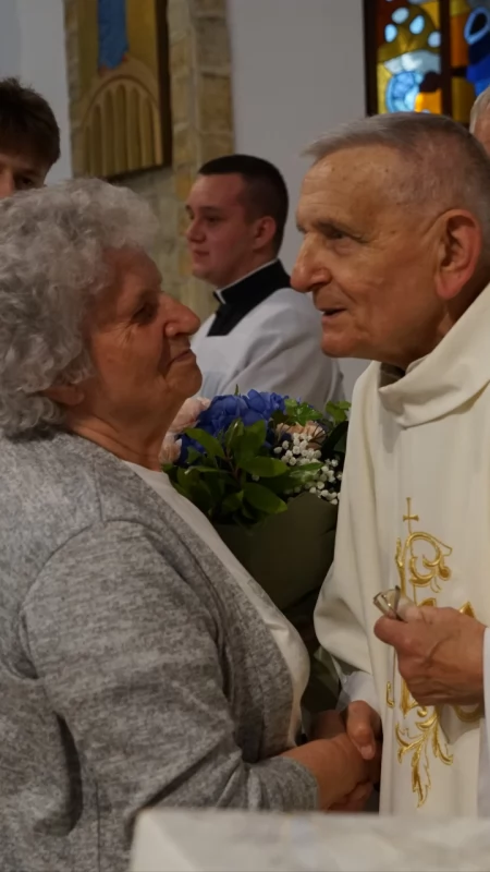  Cicho krzyż z Jezusem nieść... Diamentowy Jubileusz kapłaństwa ks. Aleksandra Sikory