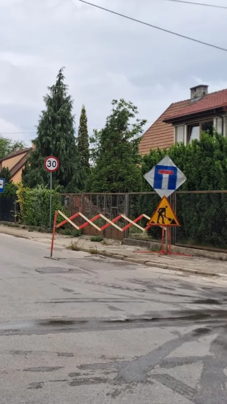 Ul. Partyzantów zamknięta, mogą być problemy z wodą