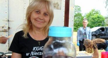 Nalewka malinowa z przepisu pani Aliny z gminy Pawłów