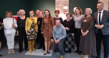 Wernisaż fotografii Starachowickiego Towarzystwa Fotograficznego