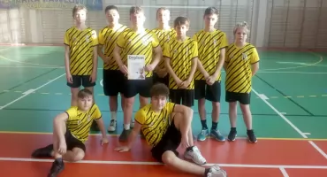 Zmagania młodych koszykarzy w Pawłowie. Sukces PSP Godów