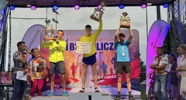 LKB Rudnik w czołówce klasyfikacji drużynowej. Świetne wyniki na jubileuszowym biegu 