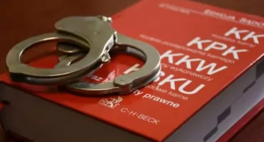 Dwaj poszukiwani mieszkańcy powiatu starachowickiego zatrzymani. Trafili prosto do więzienia