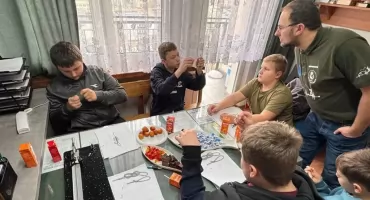 Warsztaty wędkarskie z projektorem dzięki SSE