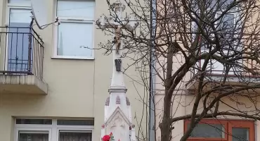 Apel o ratunek dla zabytkowej kapliczki przy ul. Spółdzielczej