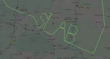 Symboliczny lot nad Starachowicami. SLAB ku pamięci mjr. Krakowiana 