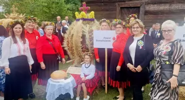 Powiat Starachowicki na Dożynkach Wojewódzkich w Tokarni