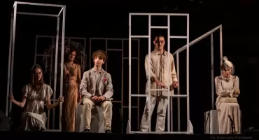 Magia sceny, która łączy – jubileuszowe Noce Teatralne w Starachowicach