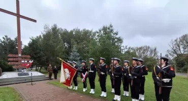 W hołdzie zesłańcom i ofiarom Katynia – obchody 17 września w Starachowicach  