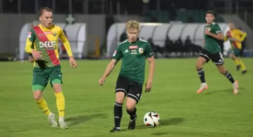 Na stadionie zgasło światło. Star wygrywa