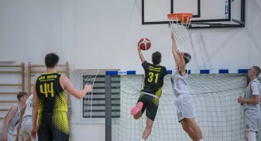 Basket Starachowice -  UKS Regis Wieliczka - galeria zdjęć!