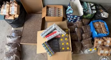 Kontrabanda w aucie! 58-latek wpadł z nielegalnym towarem