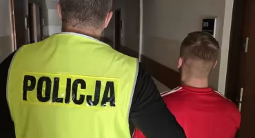 Akcja ‘na policjanta’ skończyła się aresztem! 21-latek wpadł z kasą i narkotykami