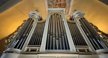 Odnowione organy w Krynkach znów zabrzmiały. Uroczysty koncert na 107. rocznicę niepodległości