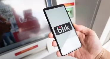 Koszmar na linii telefonicznej. 54-latka ze Starachowic straciła oszczędności życia, ufając fałszywym bankowcom