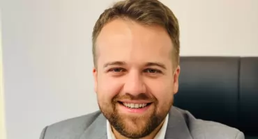 Służbowo-prywatna podróż prezydenta Starachowic do TV Republika