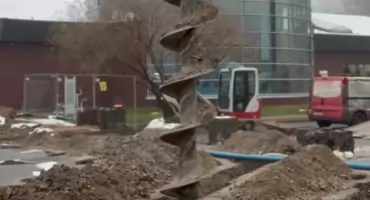 Carporty fotowoltaiczne przy ul. Szkolnej w Starachowicach: nowa energia dla miasta.