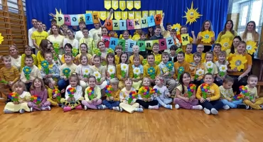 Życzliwość i miłe gesty w SP w Adamowie