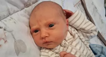 25 LISTOPADA urodziła się POLA