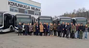Nowoczesne autobusy elektryczne w Starachowicach: rewolucja w komunikacji miejskiej!