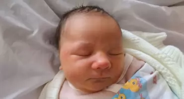 EMILIA urodziła się 15 grudnia