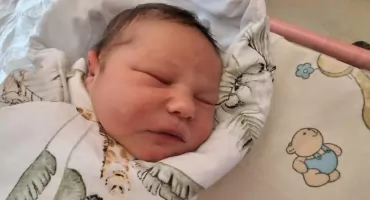 MAKSYMILIAN przyszedł na świat 16 grudnia