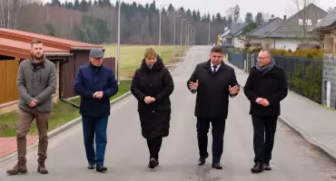 Ulica Słoneczna w Lipiu - było klepisko a jest...