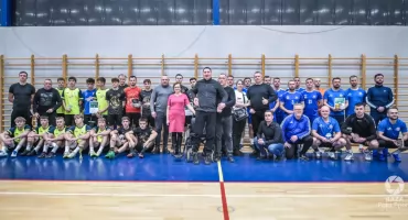 Sport, pomoc i wielkie serca. Charytatywny turniej w Starachowicach dla Oskara i Patryka