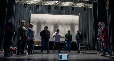 Cień na piasku. Interaktywna sztuka detektywistyczna w Starachowicach