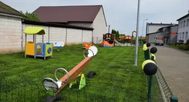 Bączek w gm. Mirzec ma dotacje na plac zabaw