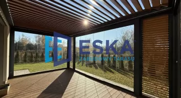 Co warto wiedzieć przed zakupem aluminiowej zabudowy tarasowej?