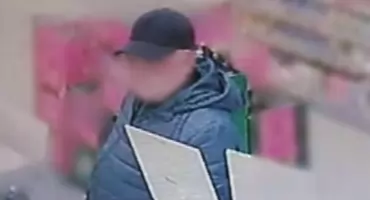 Senior ze Starachowic odpowie za przywłaszczenie karty płatniczej