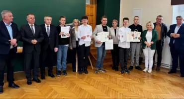 Z historią za pan brat. Konkurs dla uczniów szkół podstawowych w I LO rozstrzygnięty